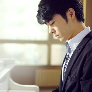 男同🔞被🌿出水图片
